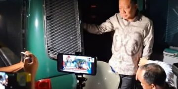 Tanpa Rompi Pink, Febrie Adriansyah Naik Mobil Tahanan Jampidsus Digiring ke Rutan KPK