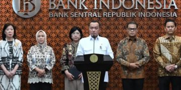 Mensesneg Prasetyo Hadi umumkan Perry Warjiyo mundur dari Gubernur Bank Indonesia (BI) (Instagram @kemensetneg.ri)
