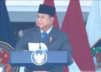 Presiden Prabowo Subianto saat pelantikan pamong praja IPDN (YouTube @sekretariat.presiden)