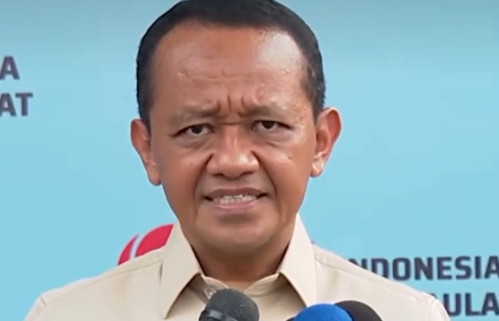 Menteri ESDM Bahlil Lahadalia bicara soal isu reshuffle kabinet (Instagram @melangkahdaritimur.id)
