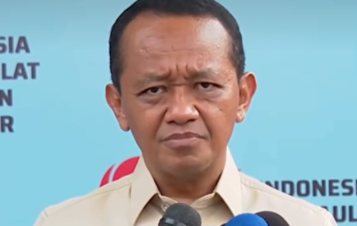 Menteri ESDM Bahlil Lahadalia bicara soal 11.000 desa belum dialiri listrik (Instagram @melangkahdaritimur.id)