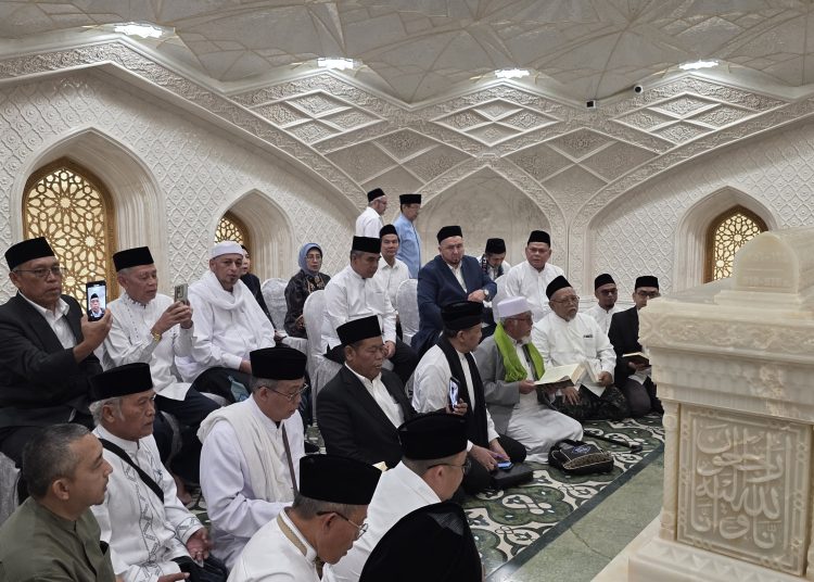 Ketua MPR Bicara Peran Bung Karno Buka Makam Imam Bukhari di Uzbekistan