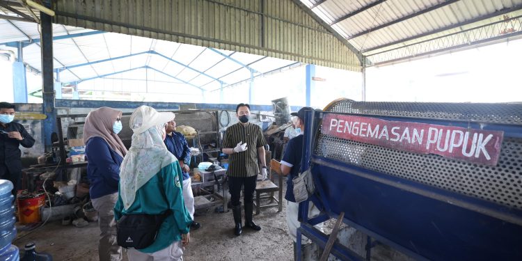 Dari Aspirasi Menjadi Aksi, Ibas Bantu Operasional TPS 3R Demi Pengelolaan Sampah yang Lebih Baik