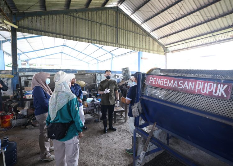Dari Aspirasi Menjadi Aksi, Ibas Bantu Operasional TPS 3R Demi Pengelolaan Sampah yang Lebih Baik