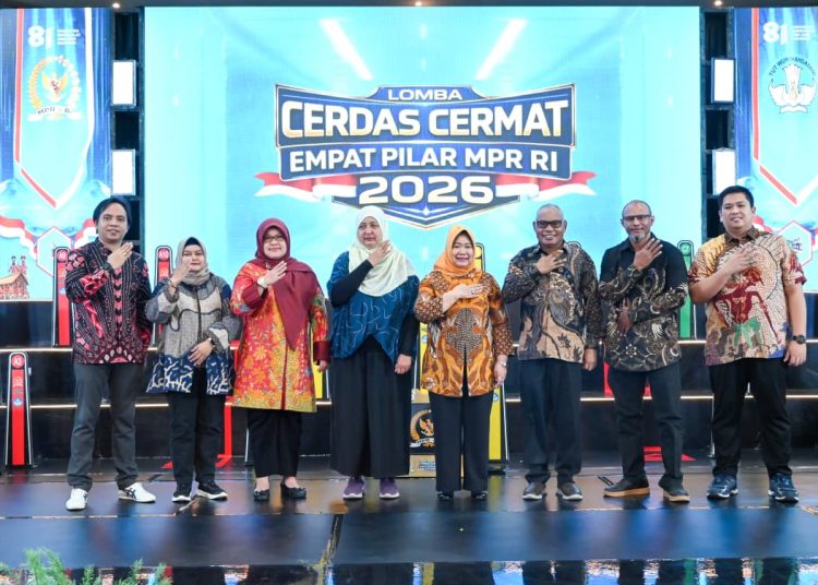 Siti Fauziah di acara LCC Papau Selatan