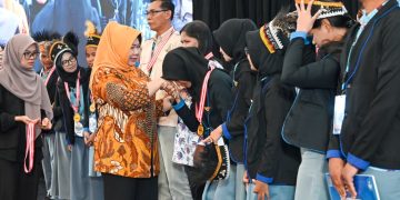 Plt Setjen MPR RI Siti Fauziah saat ikuti lomba LCC di Papua Selatan