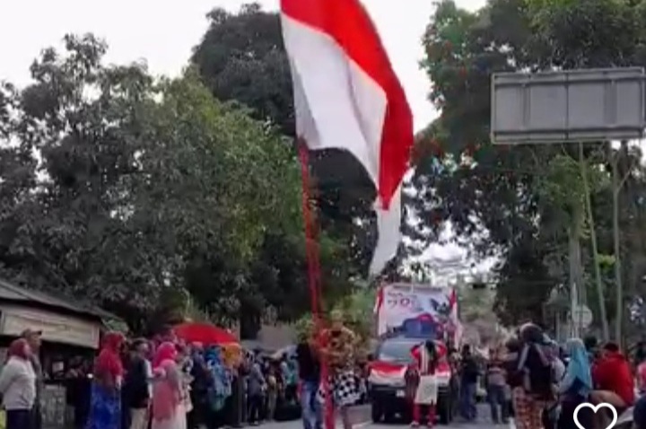 Terkuak! Ini Alasan MUI Terbitkan Fatwa Haram Pria Dilarang Berbusana Wanita Saat Peringatan 17 Agustus