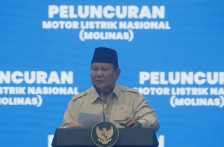 Presiden Prabowo saat peresmian 20 ribu motor listrik di Cikarang (YouTube @Sekretariat Presiden)