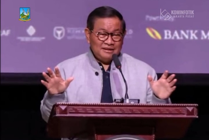 Pramono Anung Buka Pameran SBY Art Community 2026, Kagumi Lukisan SBY