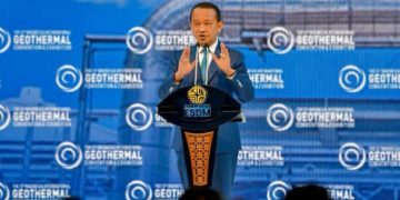 Menteri ESDM Bahlil Lahadalia bicara soal harga minyak dunia naik turut ibarat orang sakit malaria (Instagram @bahlillahadalia)