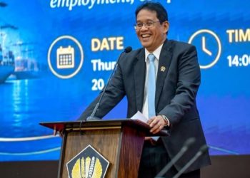 Menkeu Purbaya Yudhi Sadewa bicara soal pembatasan pembelian Pertalite desil 9-10 (Instagram @menkeuri)