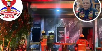 Markas GRIB Jaya di Kedoya terbakar pada Senin dini hari 31 Agustus 2026 (Instagram @shel_ter10)