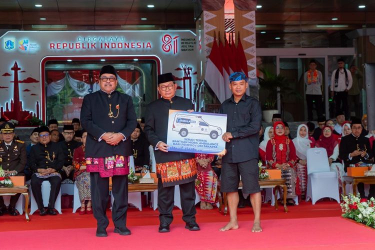 Gubernur dan Wakil Gubernur DKI Jakarta, Pramono Anung - Rano Karno dalam perayaan HUT RI Ke-81 di Kantor PAM Jaya (Dok Istimewa)