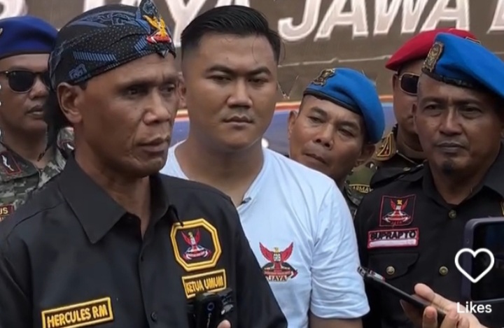 Pentolan GRIB Jaya Rosario de Marshal atau Hercules muncul saat kericuhan demo 27 Agustus (Instagram @rmtv9.0)