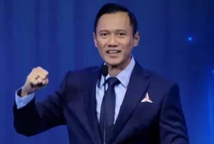 AHY saat meluruskan pidato politiknya di hadapan Presiden Prabowo Subianto di HUT ke 25 Partai Demokrat, Rabu 9 September 2026 (Instagram @pdemokrat)