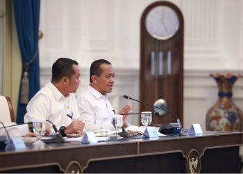 Menteri ESDM Bahlil Lahadalia bicara soal kelangkaan BBM di Makassar, Sulawesi Selatan (Instagram @sekretariat.kabinet)