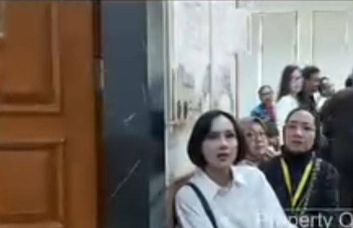 Sara Wijayanto hadiri sidang perdana perceraian dengan Demian Aditya yang digelar hari ini Kamis 24 September 2026 (Instagram @seleb_oncamnews)