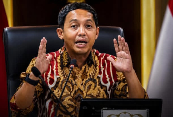 Menhut Raja Juli Antoni bicara soal Presiden Prabowo Subianto bentuk badan baru cegah karhutla (Instagram @kolektividn)
