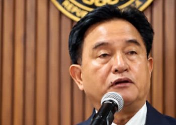 Menteri Koordinator Bidang Hukum, HAM, Imigrasi, dan Pemasyarakatan Yusril Ihza Mahendra bicara soal peluang Menteri ATR/BPN Nusron Wahid diperiksa KPK (Instagram @updatenusantaracom)