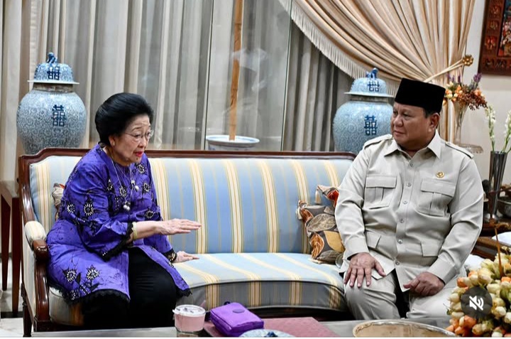Momen Presiden Prabowo takziah ke Megawati Soekarnoputri atas wafatnya Guruh Sukarnoputra (Instagram @sekretariat.kabinet)