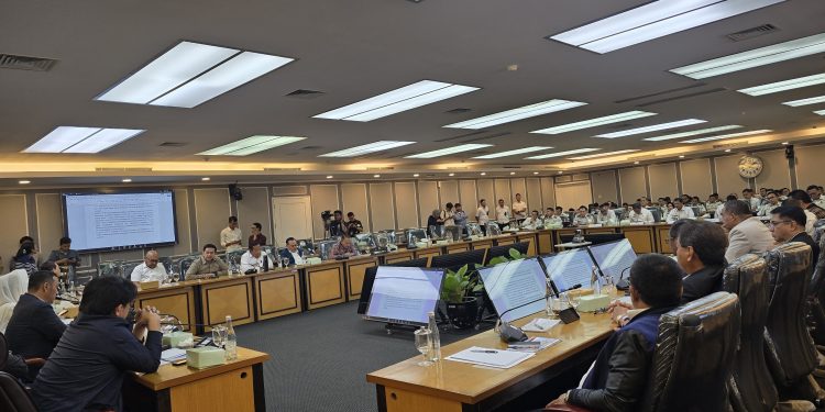 RDP Komisi XIII DPR RI dengan DirjenPAS (Foto: Suaranusantara/Ilwan Nehe)