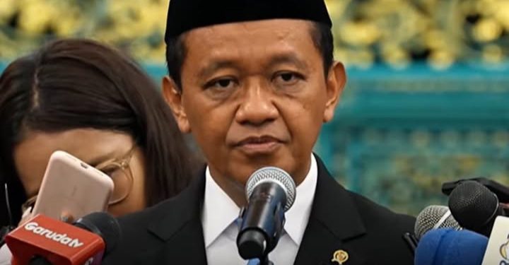 Bahlil Lahadalia rangkap jabatan usai dilantik jadi Menko Bidang Hilirisasi dan Transisi Energi pada Kamis 1 Oktober 2026 di Istana oleh Presiden Prabowo Subianto (Instagram @harianedtocom)