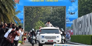 Presiden Prabowo Subianto saat tiba di Mabes Cilangkat untuk HUT ke 81 TNI yang digelar hari ini Senin 5 Oktober 2026 (Instagram @katakitaig)