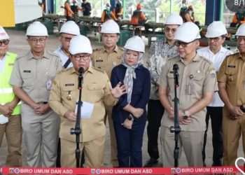 Gubernur DKI Jakarta Pramono Anung saat meninjau SSTBS di Jakarta Selatan, Senin 5 Oktober 2026 (Instagram @beritajakarta)