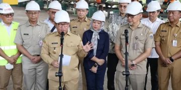 Gubernur DKI Jakarta Pramono Anung saat meninjau SSTBS di Jakarta Selatan, Senin 5 Oktober 2026 (Instagram @beritajakarta)