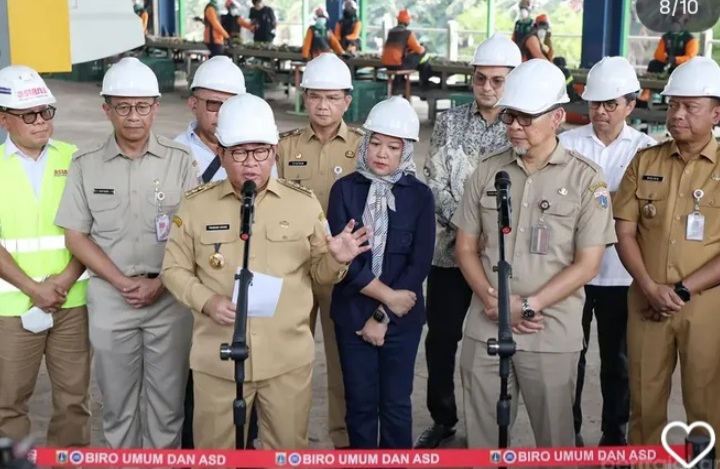 Gubernur DKI Jakarta Pramono Anung saat meninjau SSTBS di Jakarta Selatan, Senin 5 Oktober 2026 (Instagram @beritajakarta)