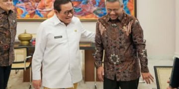 Gubernur DKI Jakarta Pramono Anung terima kedatangan Menkeu Suahasil Nazara di Balai Kota (Instagram @pramonoanungw)